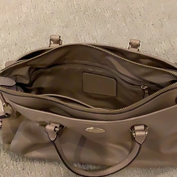 Coach Handbags - Taupe leather Coach shoulder/satchel